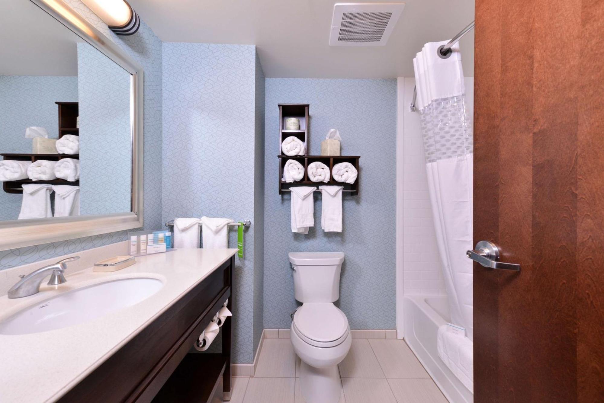 Hampton Inn רום מראה חיצוני תמונה